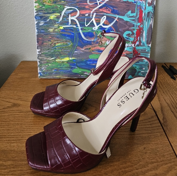 Guess Burgundy Heel-Platform Sandals - Picture 3 of 7